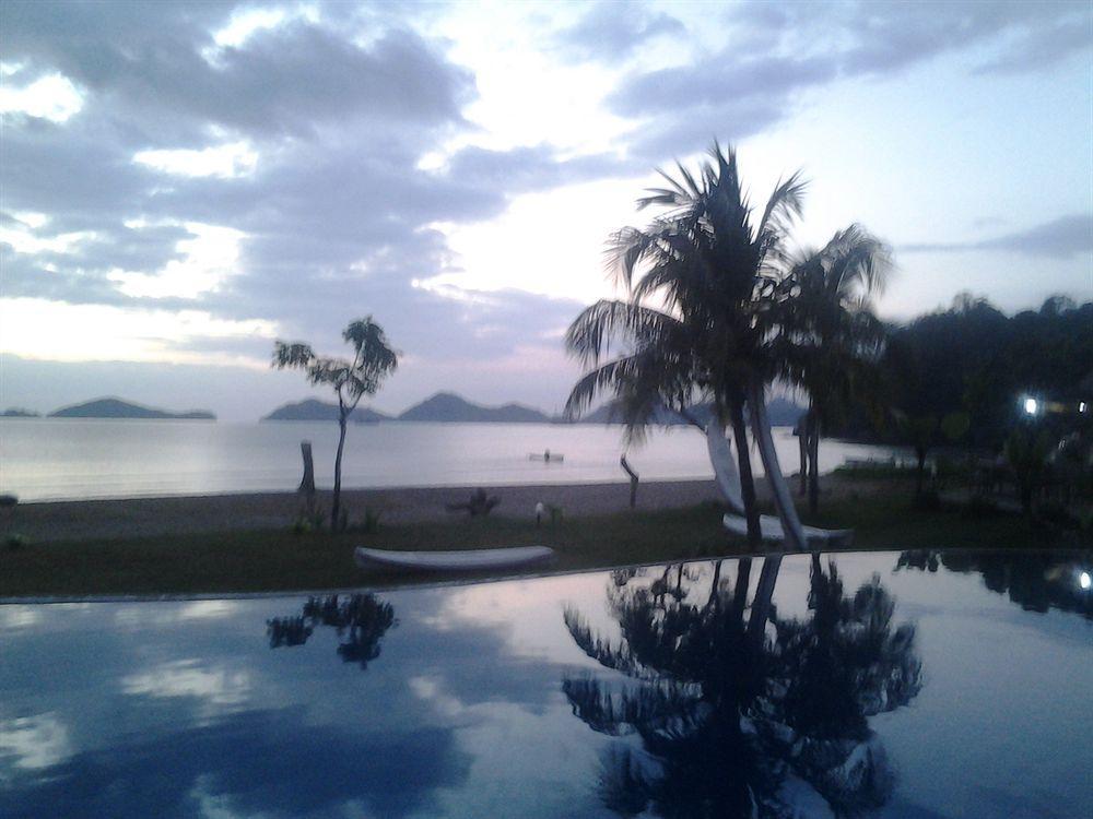 Luwansa Beach Resort Лабуан Баджо Екстериор снимка
