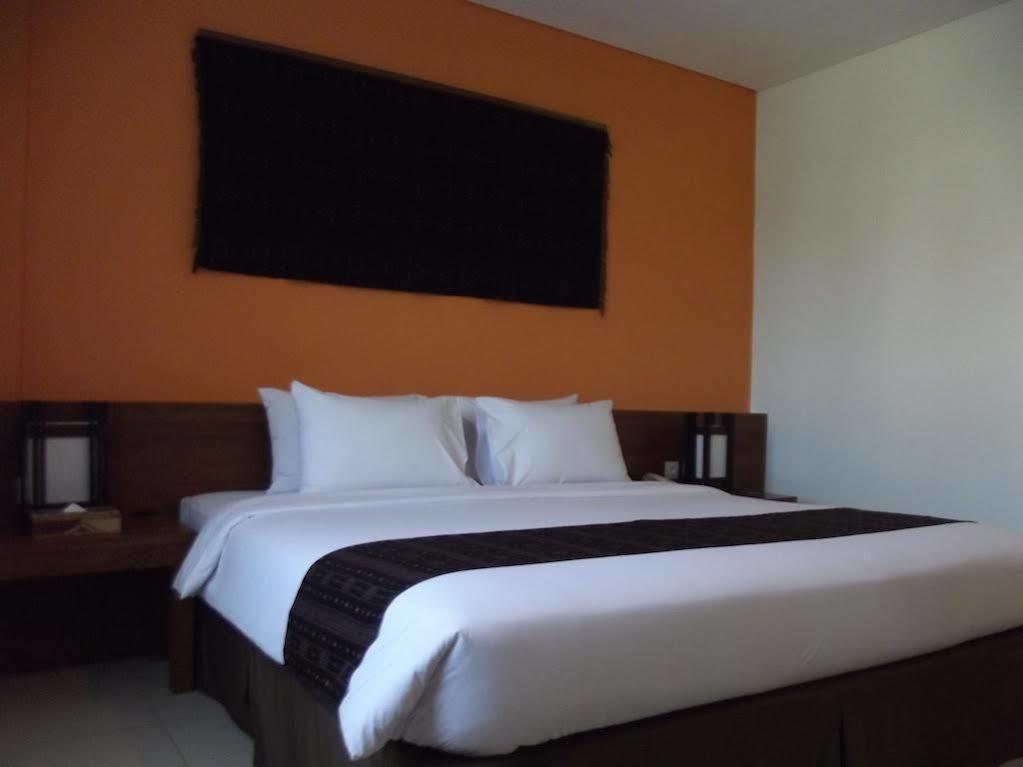 Luwansa Beach Resort Лабуан Баджо Екстериор снимка