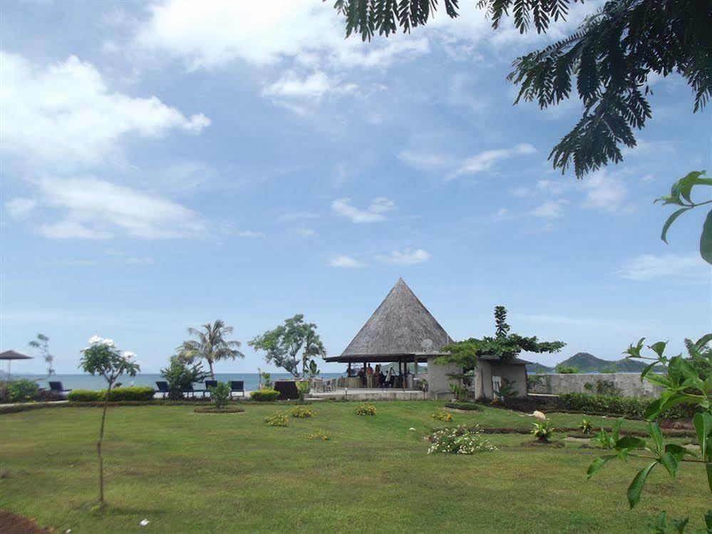 Luwansa Beach Resort Лабуан Баджо Екстериор снимка